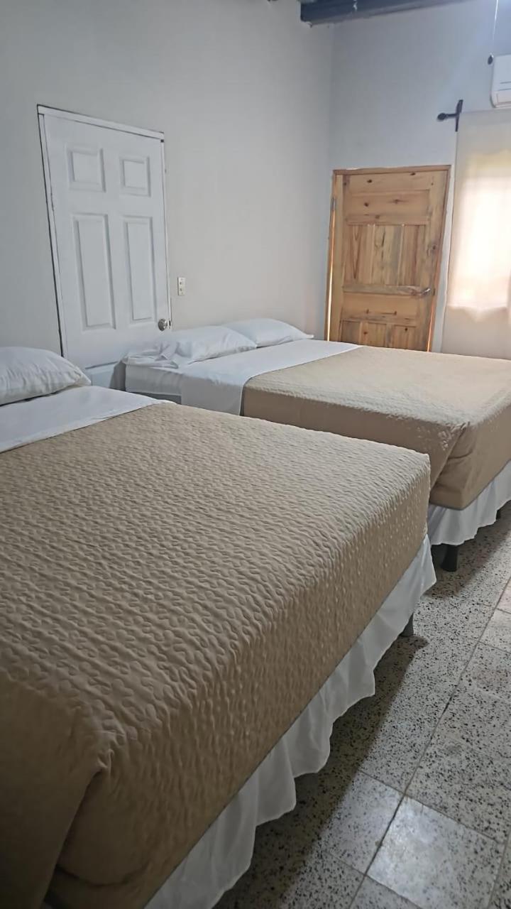 Aparta Hotel Palmerola Comayagua Zewnętrze zdjęcie