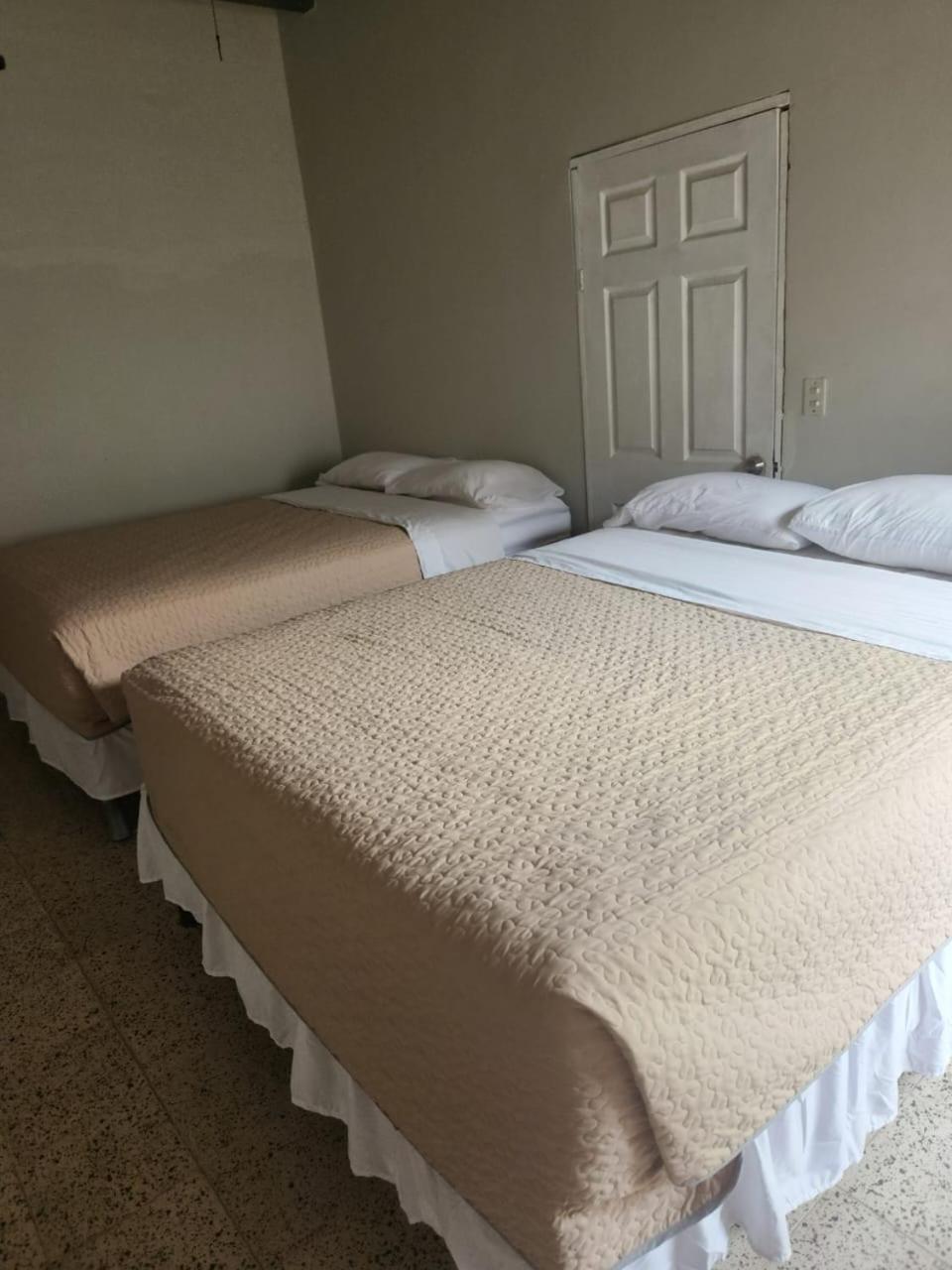 Aparta Hotel Palmerola Comayagua Zewnętrze zdjęcie