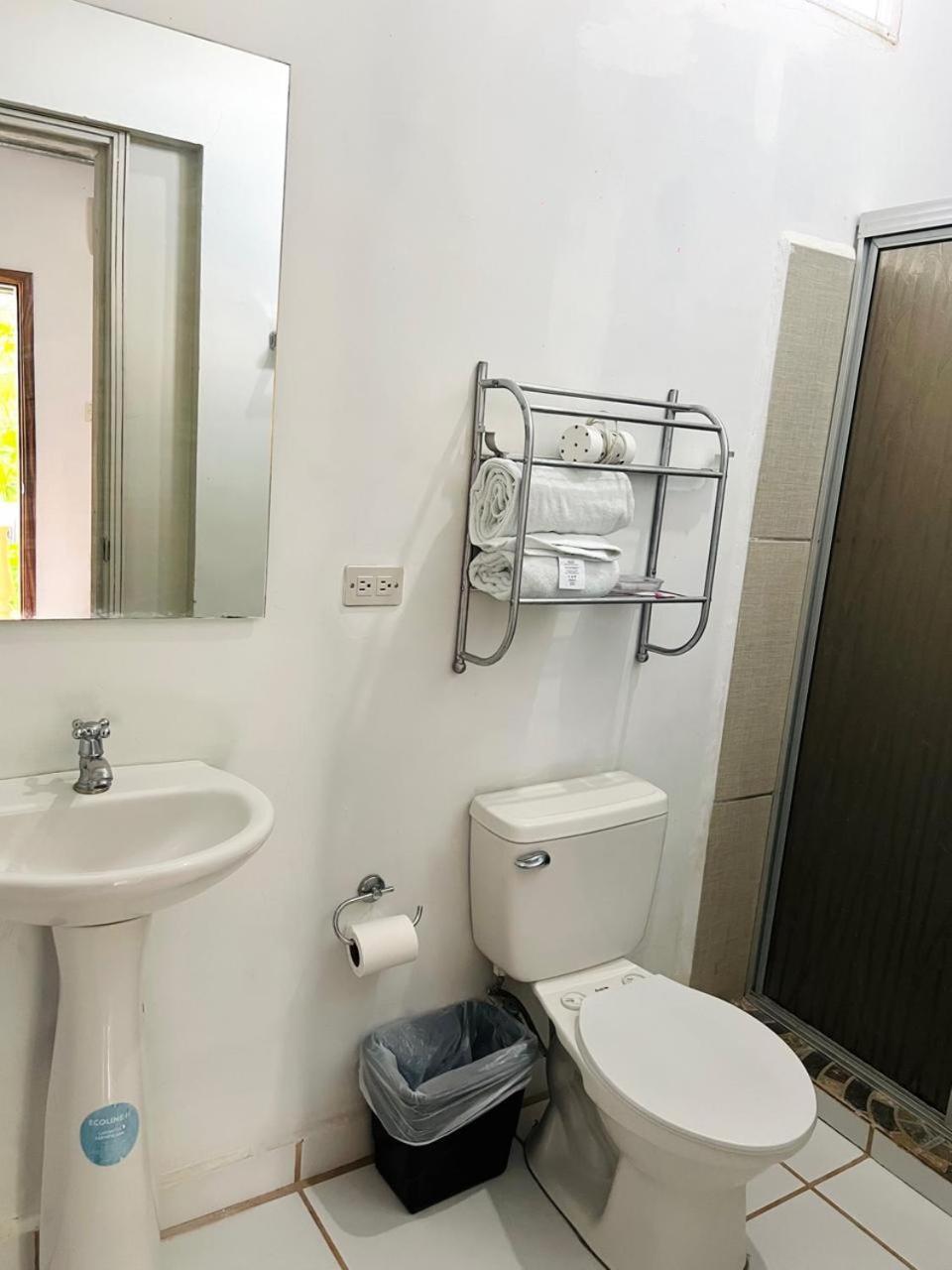 Aparta Hotel Palmerola Comayagua Zewnętrze zdjęcie