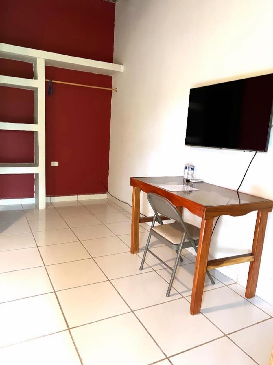 Aparta Hotel Palmerola Comayagua Zewnętrze zdjęcie
