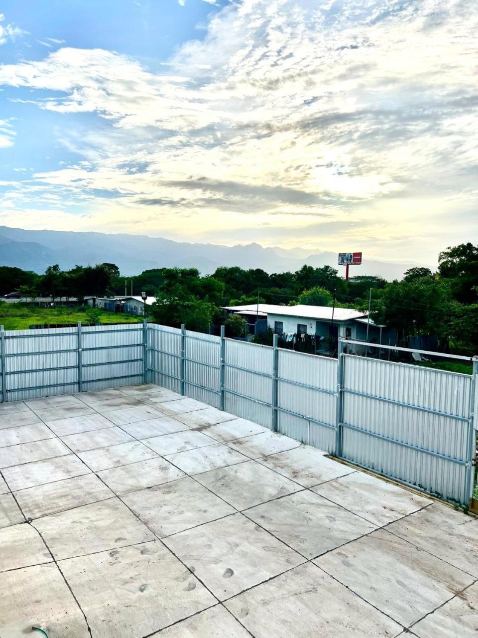 Aparta Hotel Palmerola Comayagua Zewnętrze zdjęcie